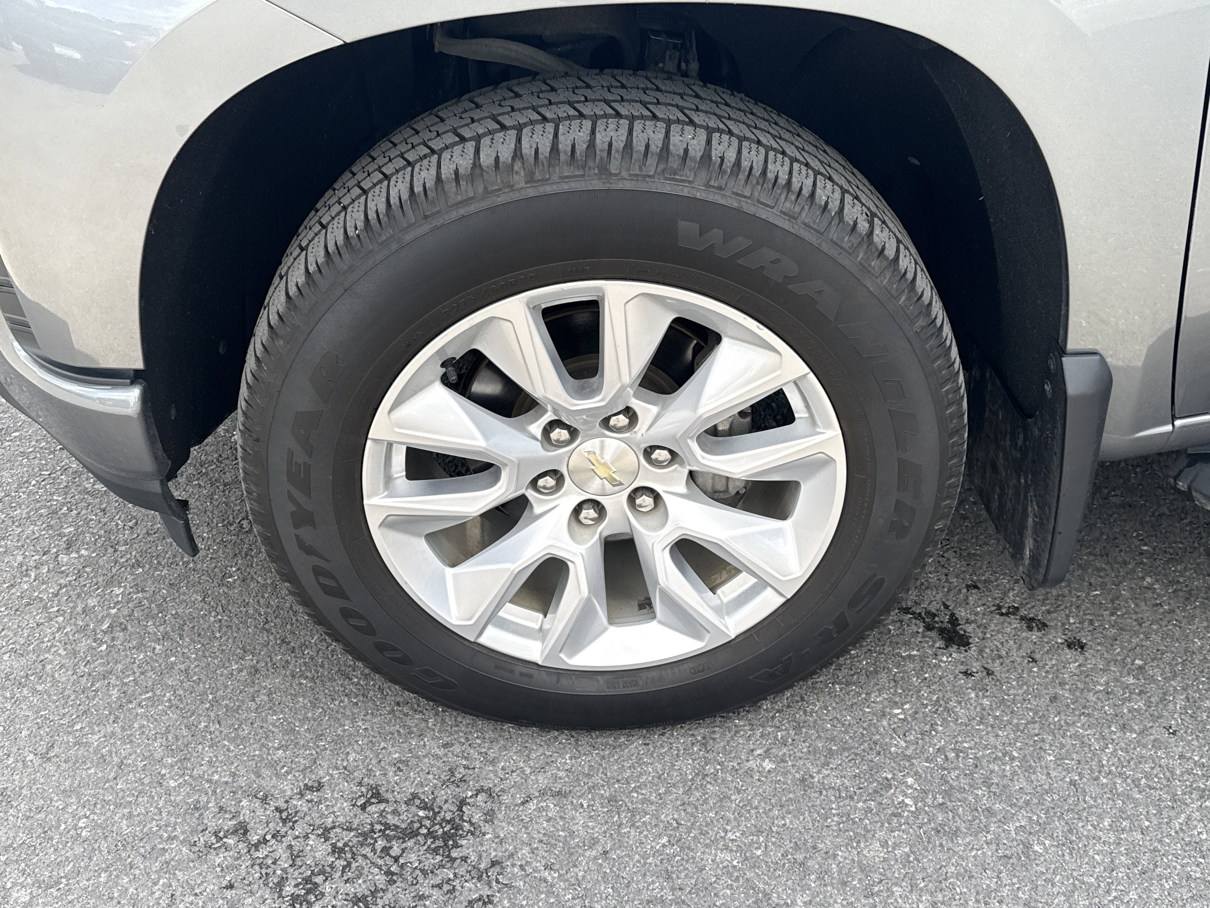 Used 2019 Chevrolet Silverado 1500 Custom w/ Custom Value Package image 10