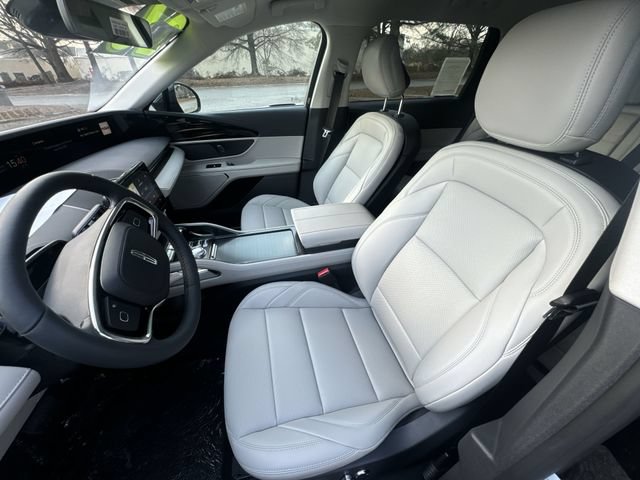 New 2026 Lincoln Nautilus Premier AWD/4WD image 11