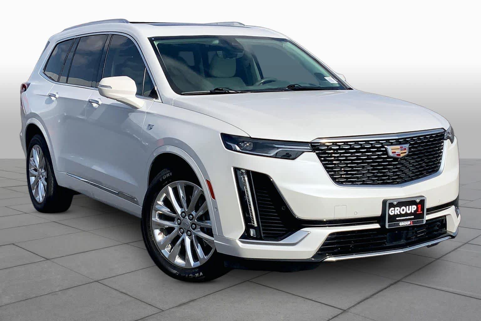 Used 2020 Cadillac XT6 Premium Luxury FWD image 3