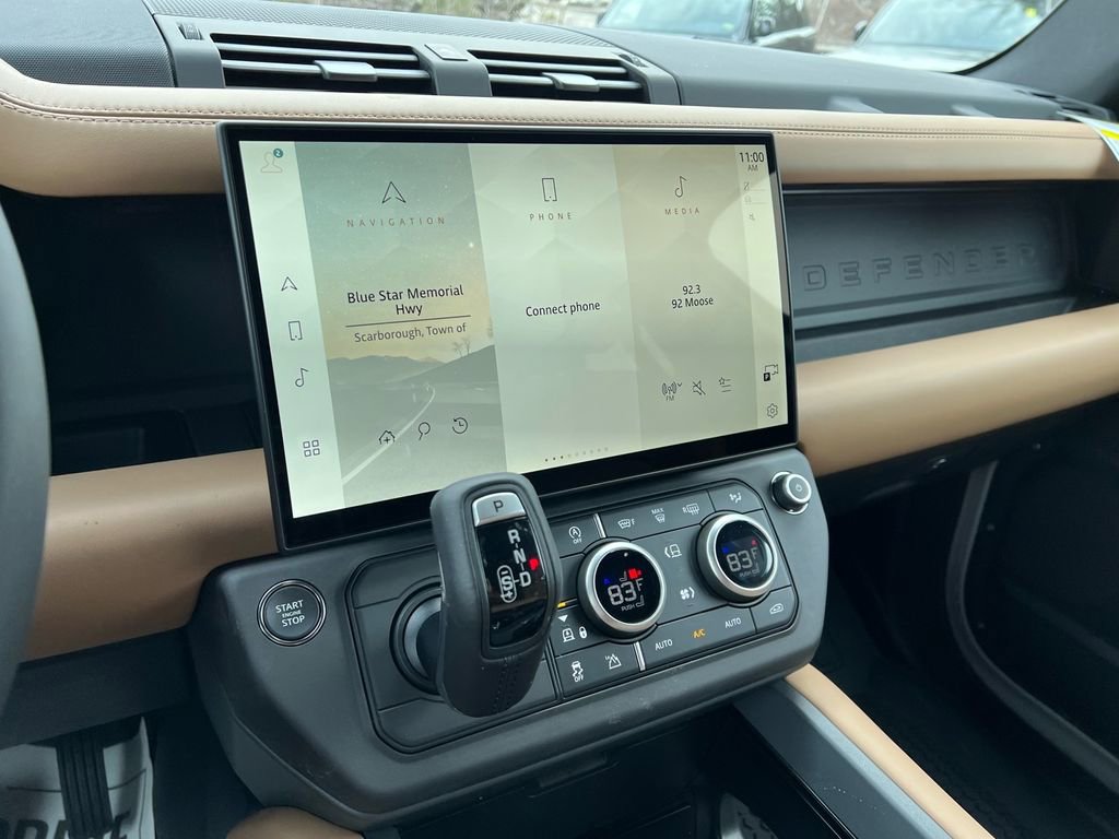 New 2026 Land Rover Defender 110 X-Dynamic SE image 15