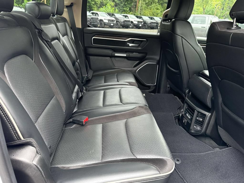 Used 2019 RAM 1500 Laramie AWD/4WD image 10