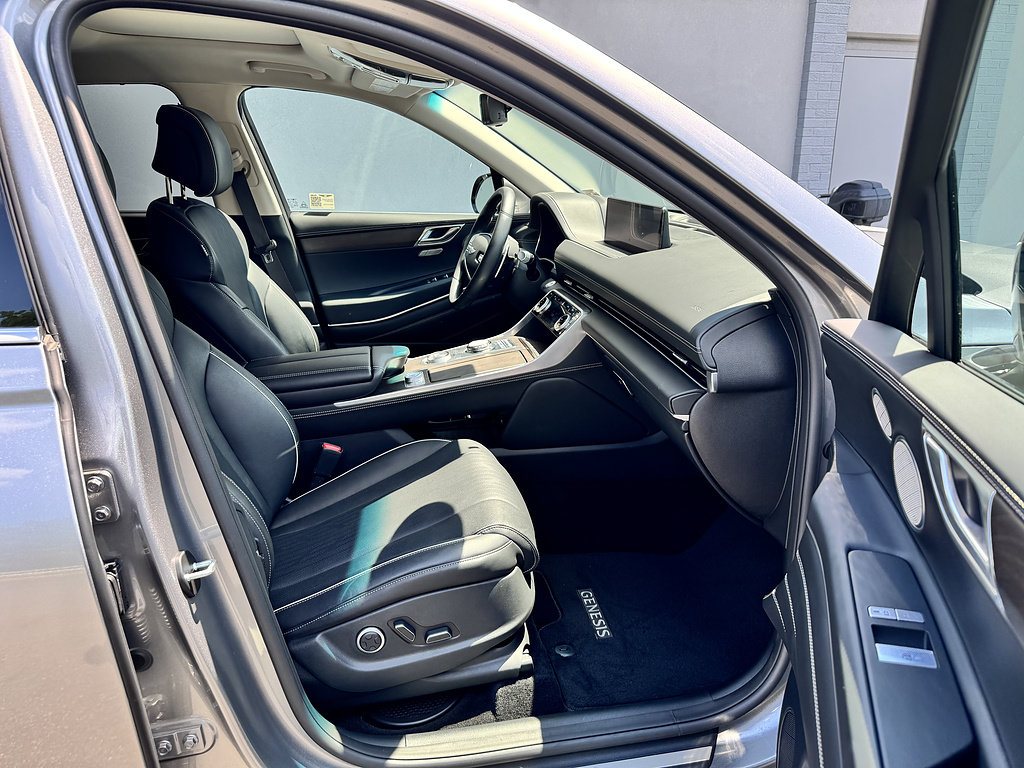 Used 2024 Genesis GV80 2.5T w/ Advanced Package AWD/4WD image 12