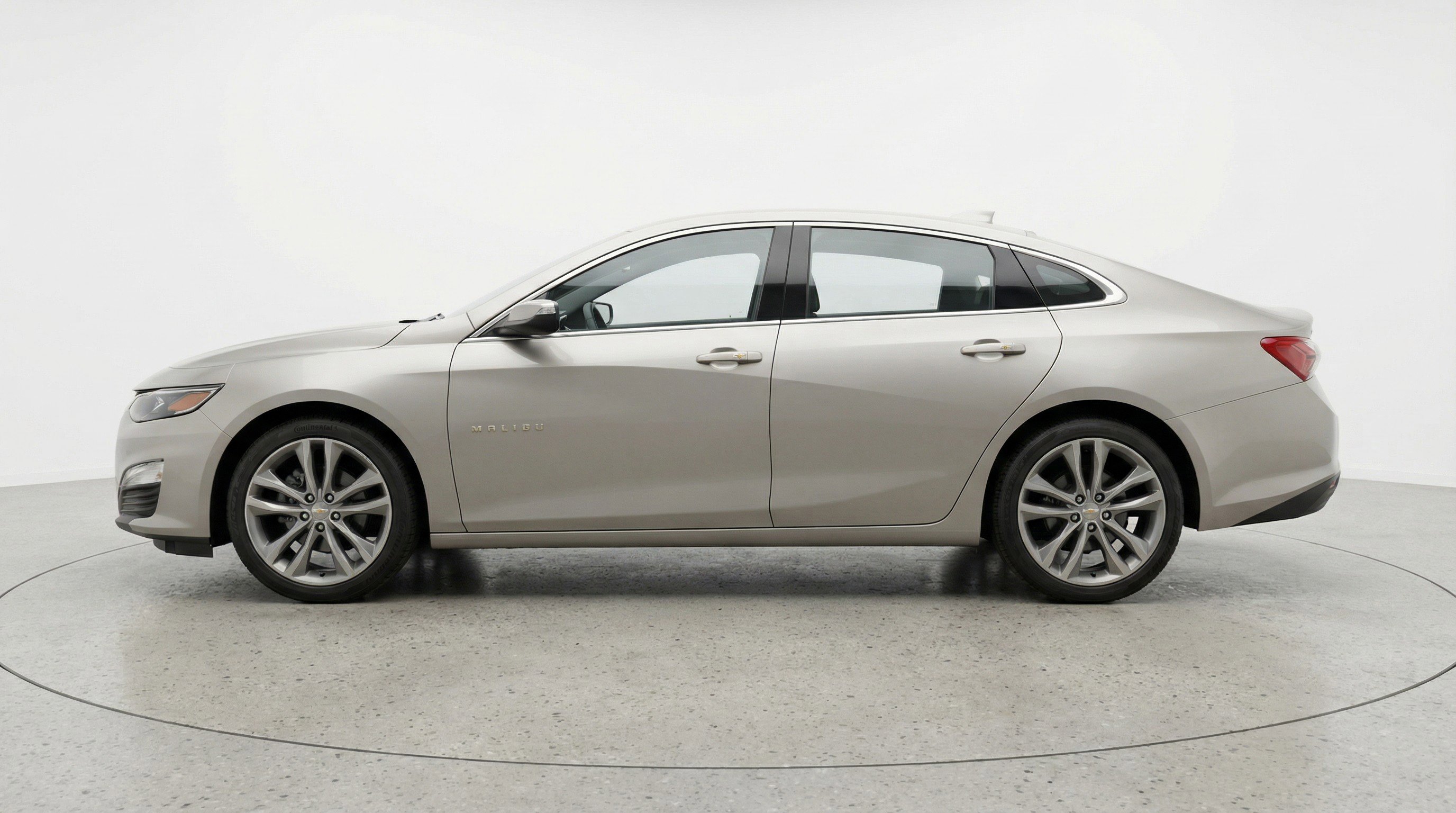 Used 2024 Chevrolet Malibu LT image 5