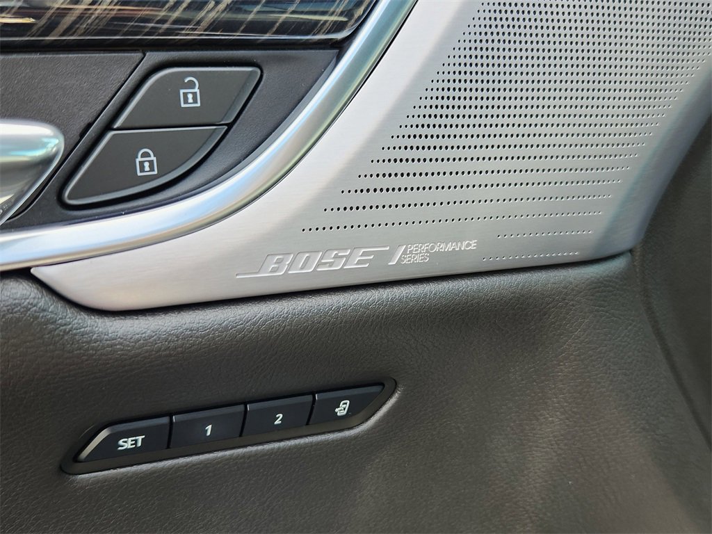 Used 2022 Cadillac XT6 Premium Luxury w/ Technology Package image 23