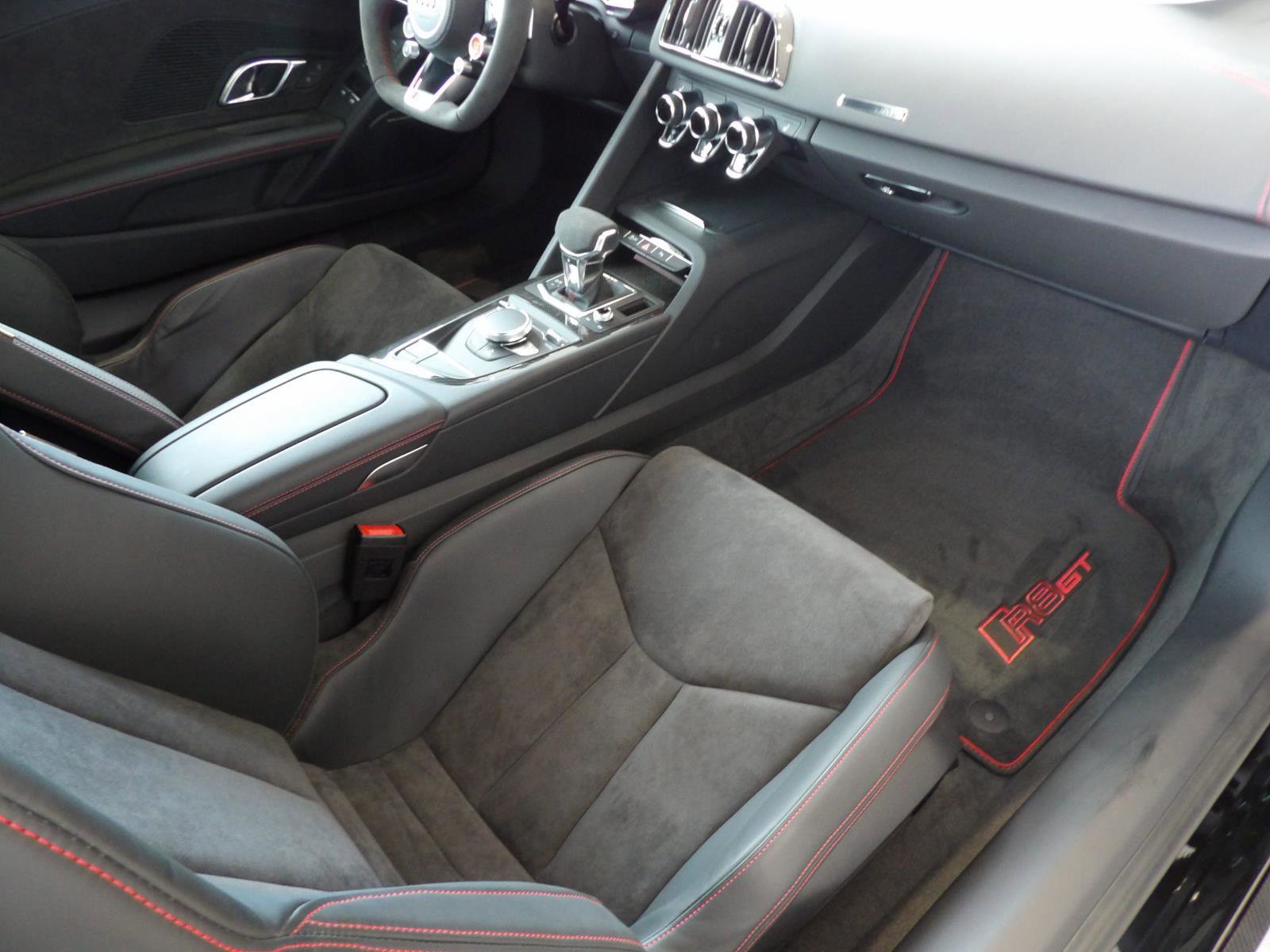 Used 2023 Audi R8 V10 GT image 33