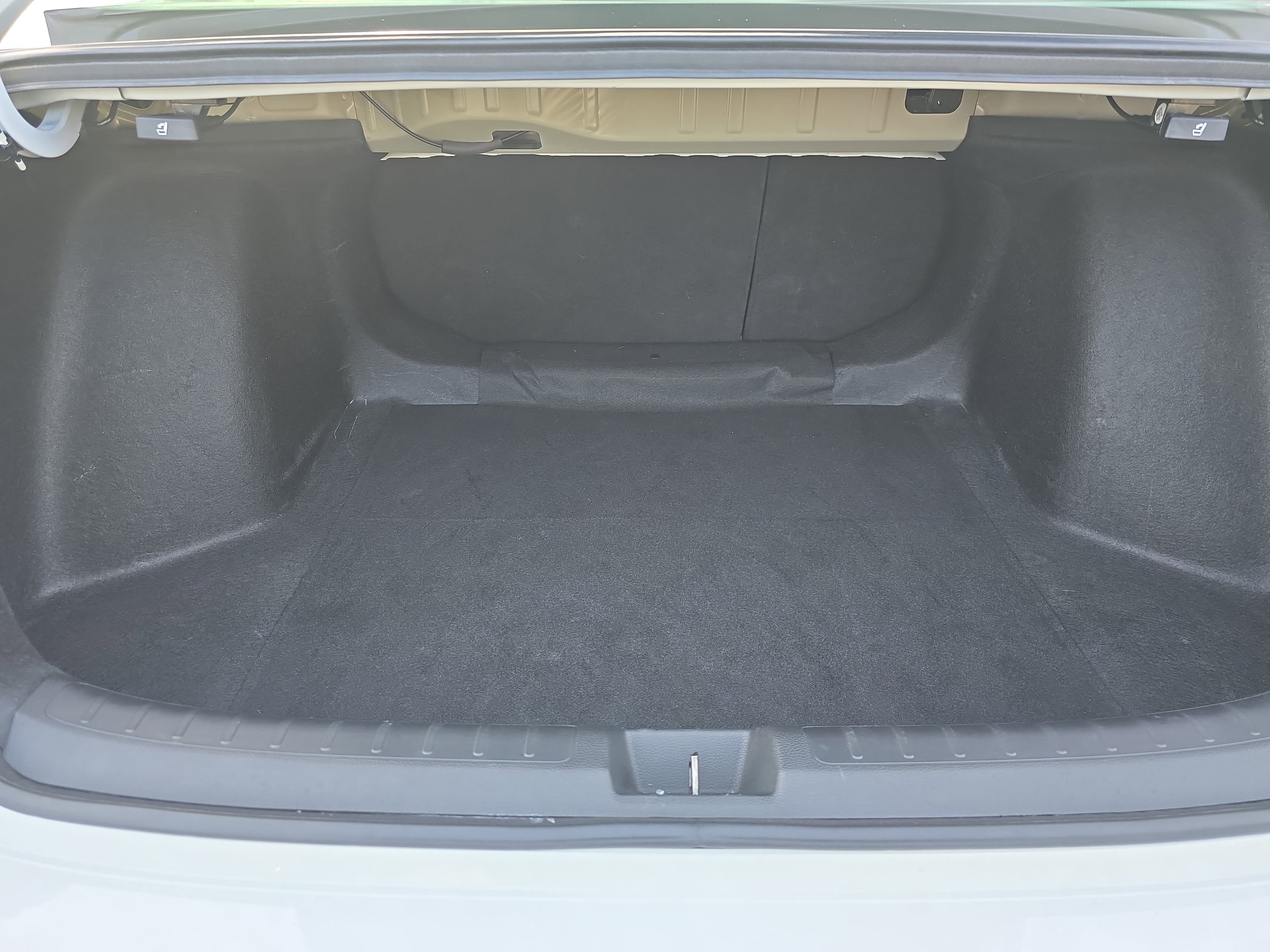 Used 2025 Honda Civic Sport image 13