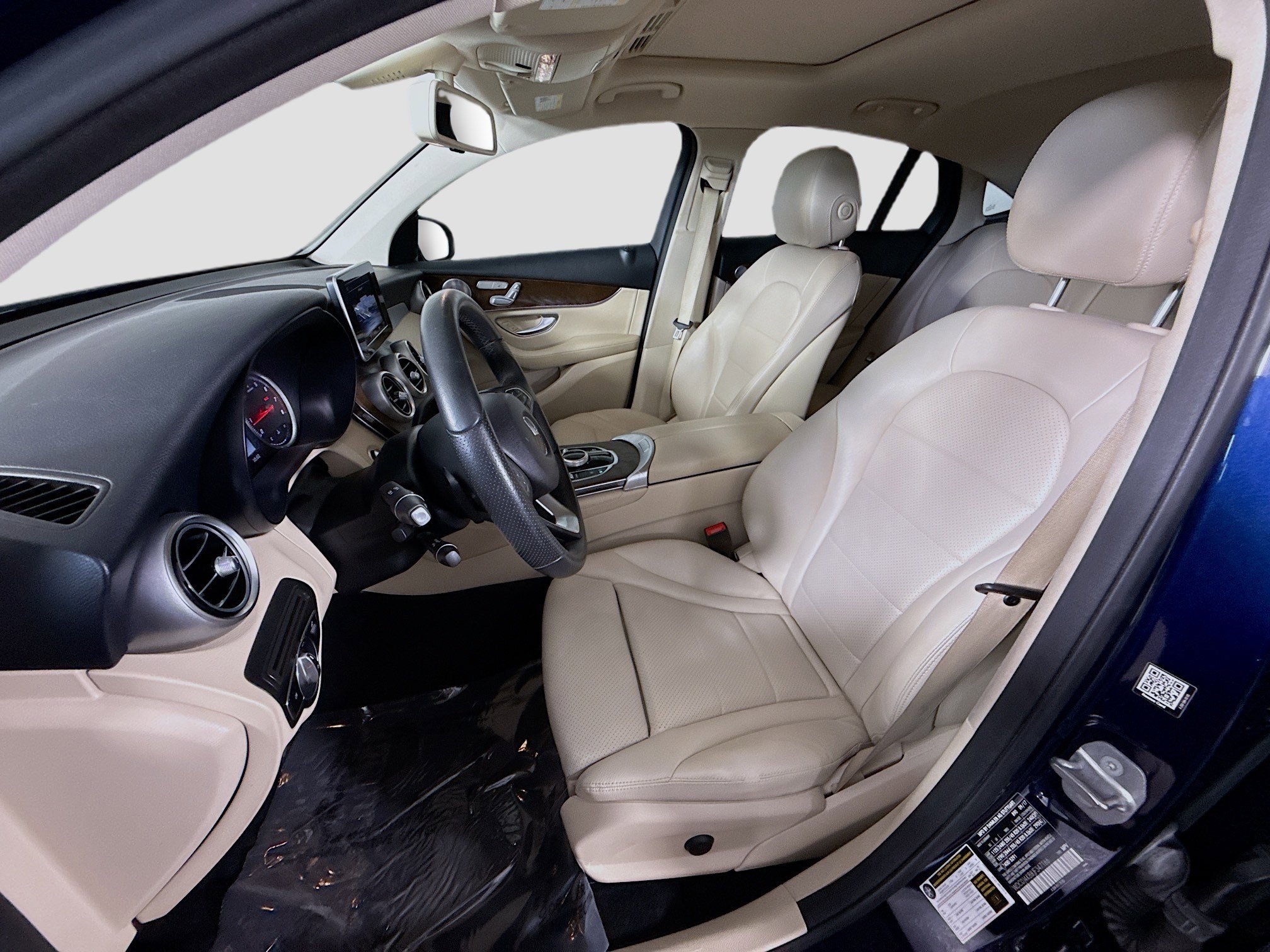 Used 2018 Mercedes-Benz GLC 300 4MATIC Coupe image 22