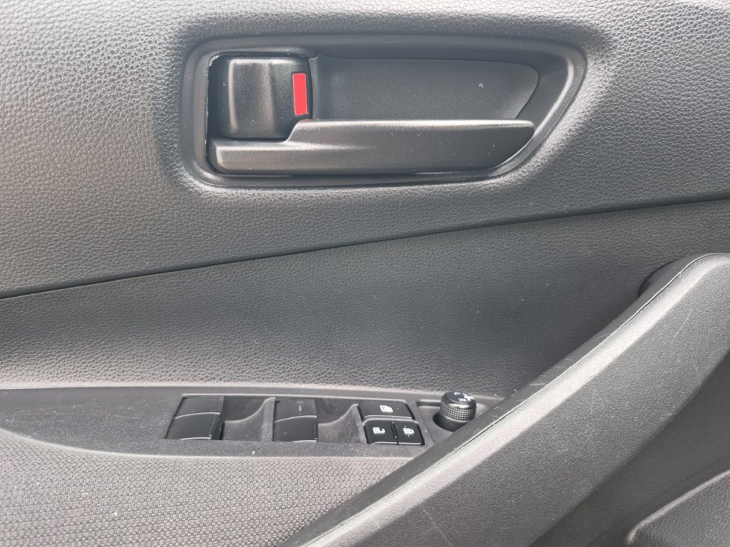 Used 2024 Toyota Corolla LE FWD image 8