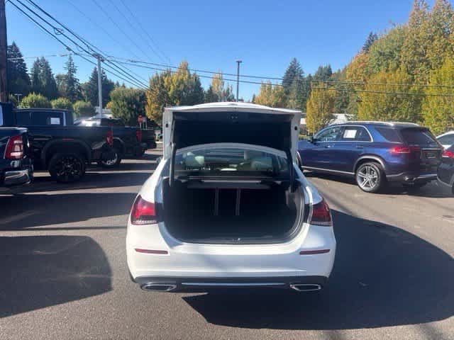 Used 2022 Mercedes-Benz A 220 4MATIC image 9