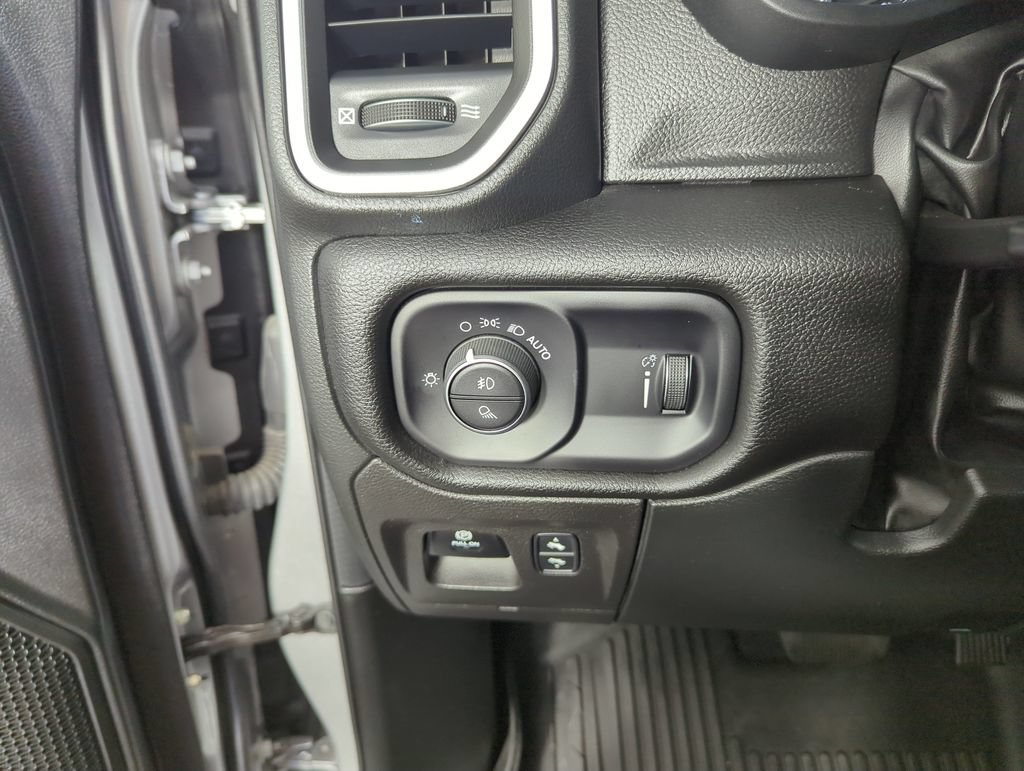 Used 2022 RAM 1500 Big Horn AWD/4WD image 19