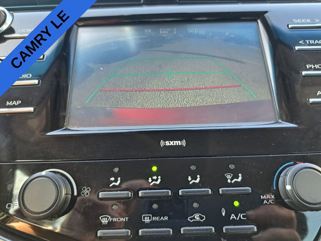 Used 2020 Toyota Camry LE image 32