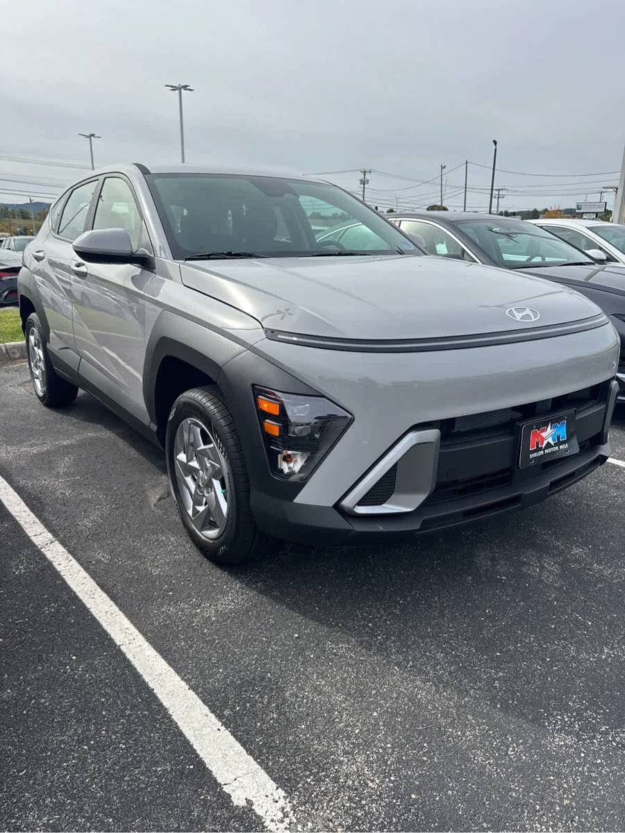 New 2027 Hyundai Kona SE AWD/4WD image 13