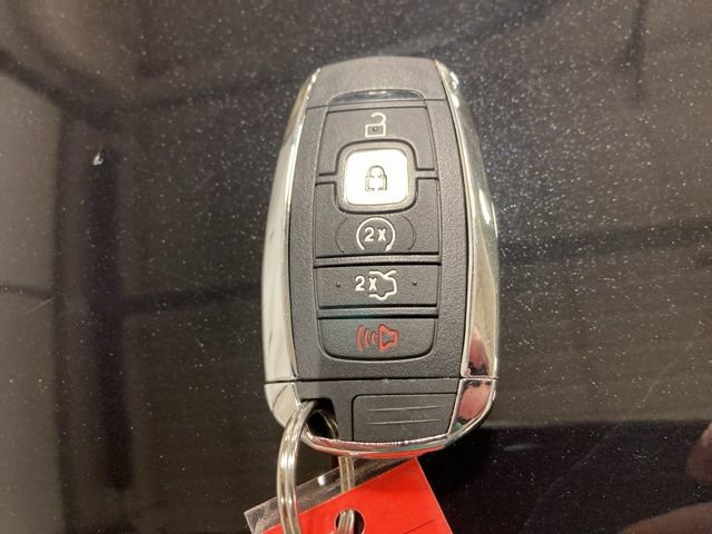 Used 2020 Lincoln MKZ w/ Convenience Package image 28