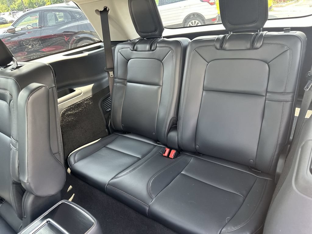 Used 2026 Lincoln Aviator Reserve w/ Jet Appearance Package AWD/4WD image 26