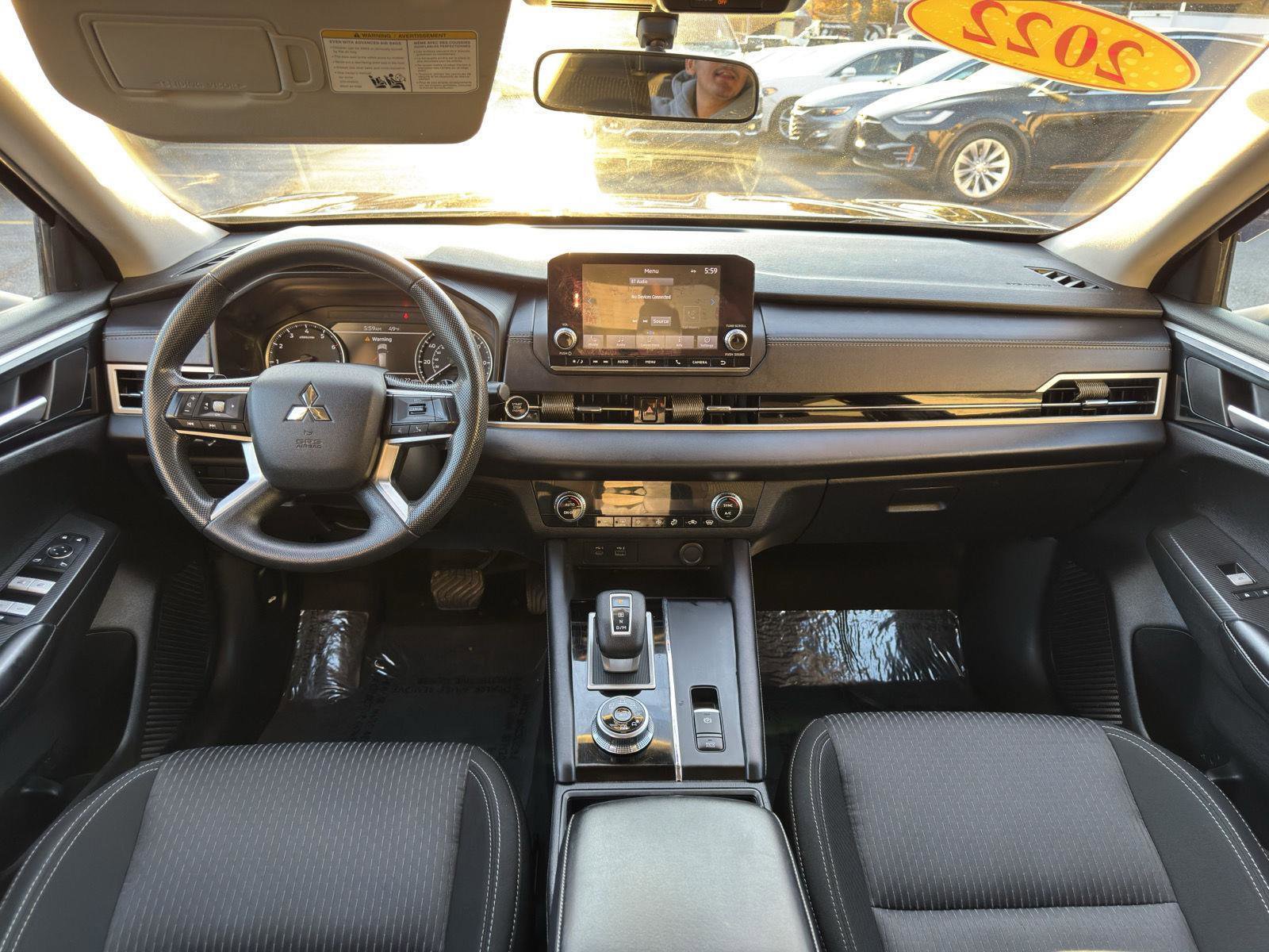 Used 2022 Mitsubishi Outlander ES image 33