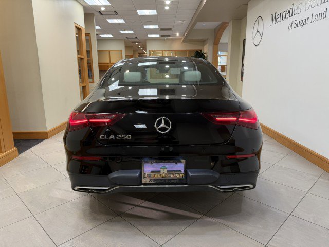 Used 2025 Mercedes-Benz CLA 250 image 4