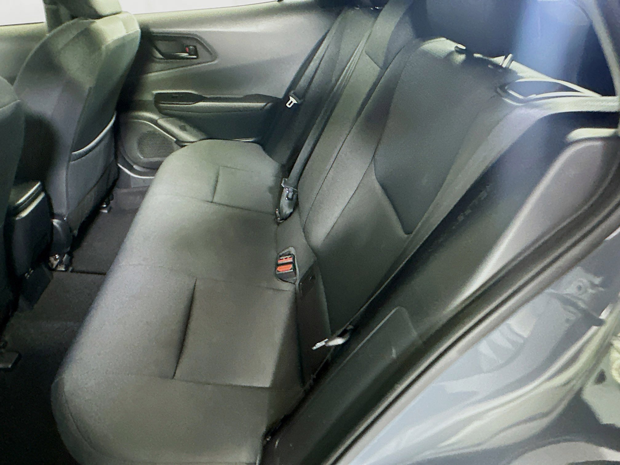 Used 2024 Toyota Prius LE image 27