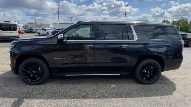 New 2026 Chevrolet Suburban Premier w/ Sun And Tow Package AWD/4WD image 7
