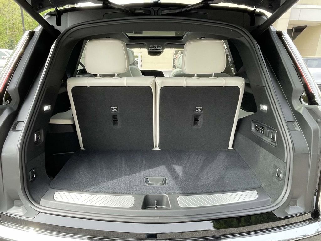 New 2026 Cadillac Vistiq Sport image 10