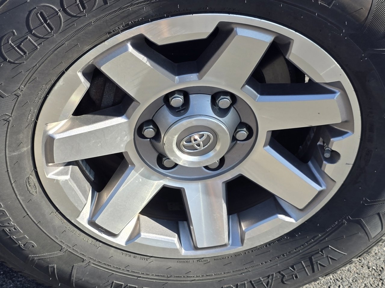 Used 2015 Toyota 4Runner Trail Premium image 13