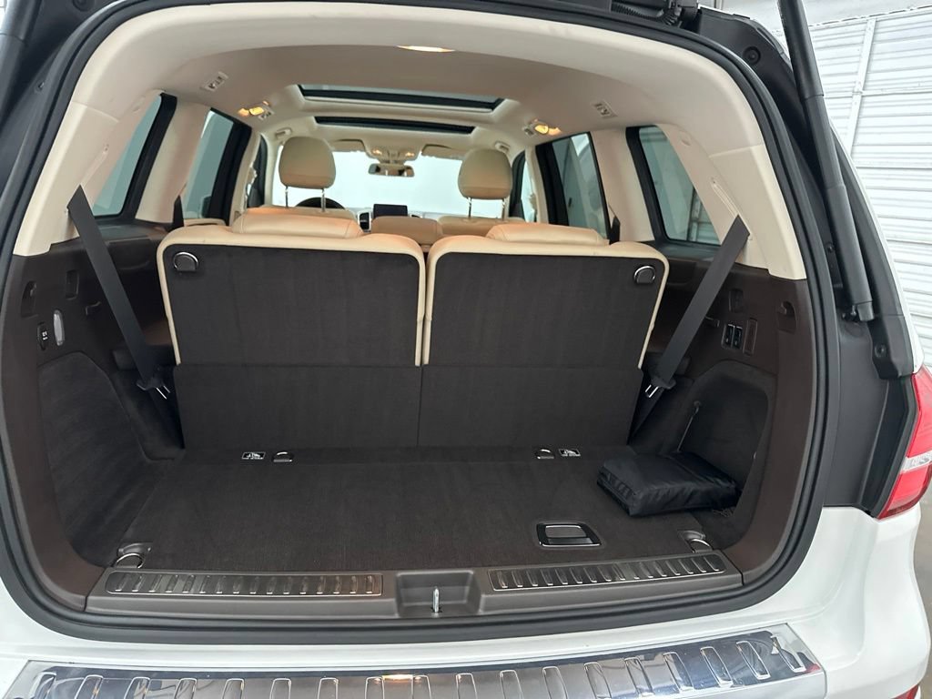 Used 2019 Mercedes-Benz GLS 450 4MATIC image 27