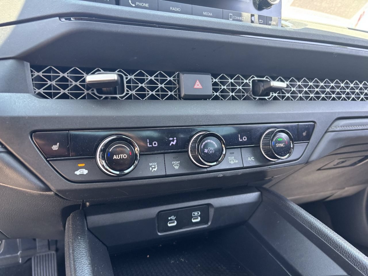 Certified 2023 Honda Accord EX image 23