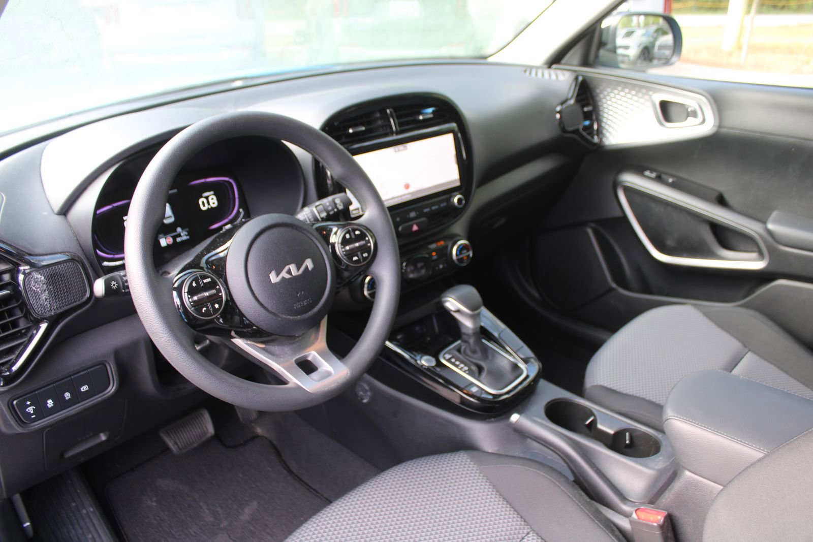 Certified 2023 Kia Soul S image 21