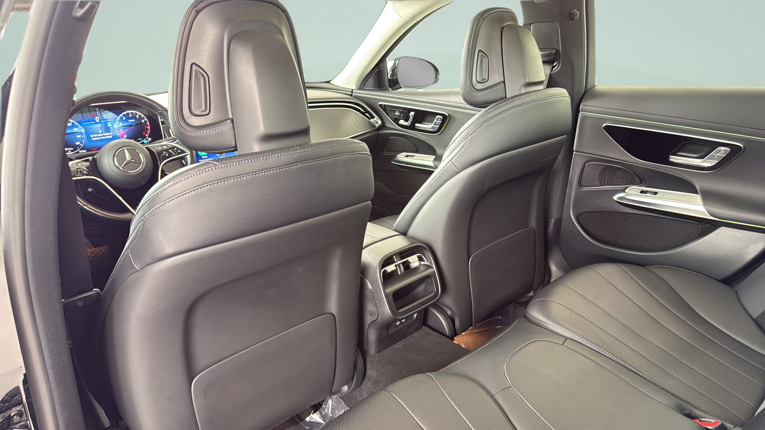 Certified 2025 Mercedes-Benz E 350 4MATIC Sedan w/ Winter Package image 22