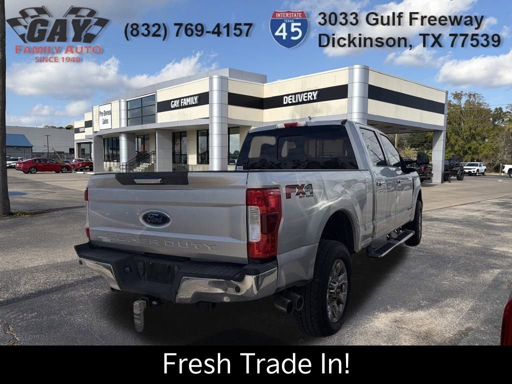 Used 2018 Ford F250 Lariat w/ Chrome Package image 9