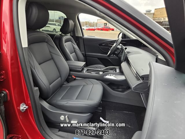 New 2026 Lincoln Nautilus Premier AWD/4WD image 12