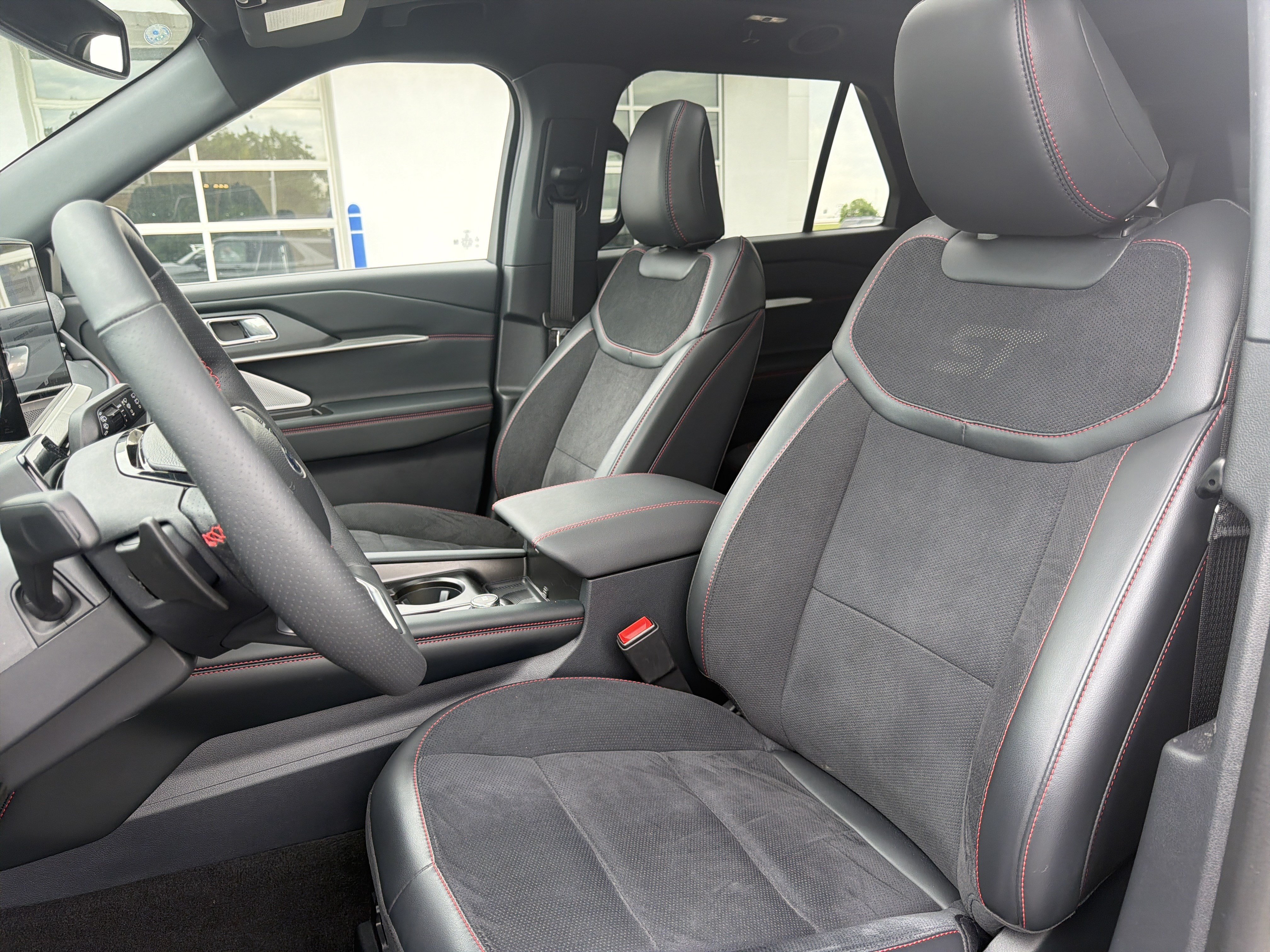 Used 2026 Ford Explorer ST w/ Sun And Sound Package AWD/4WD image 22