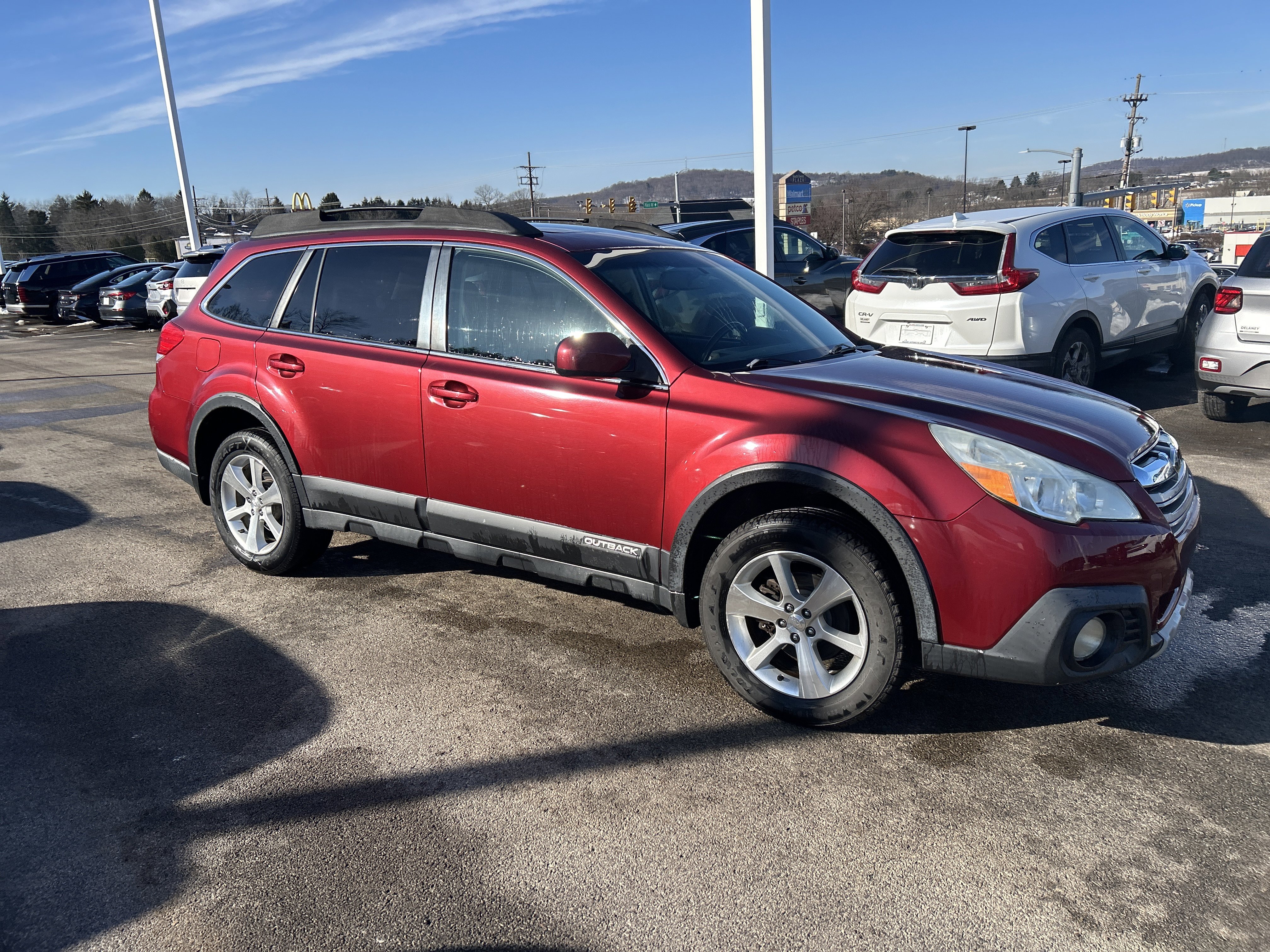 Used 2013 Subaru Outback 2.5i Limited w/ Moonroof Pkg image 2