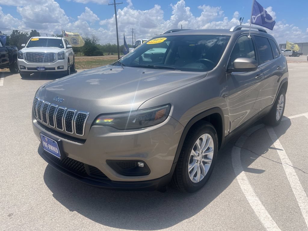 Used 2019 Jeep Cherokee Latitude w/ Popular Appearance Group