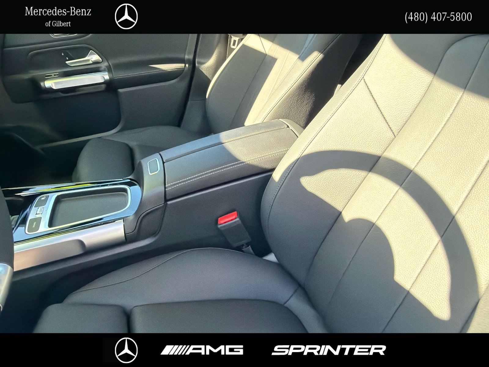 Used 2026 Mercedes-Benz GLB 250 4MATIC image 15
