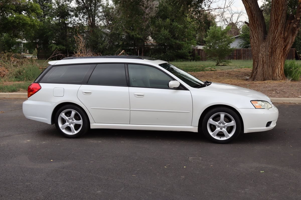 Used 2007 Subaru Legacy Wagon AWD/4WD image 3