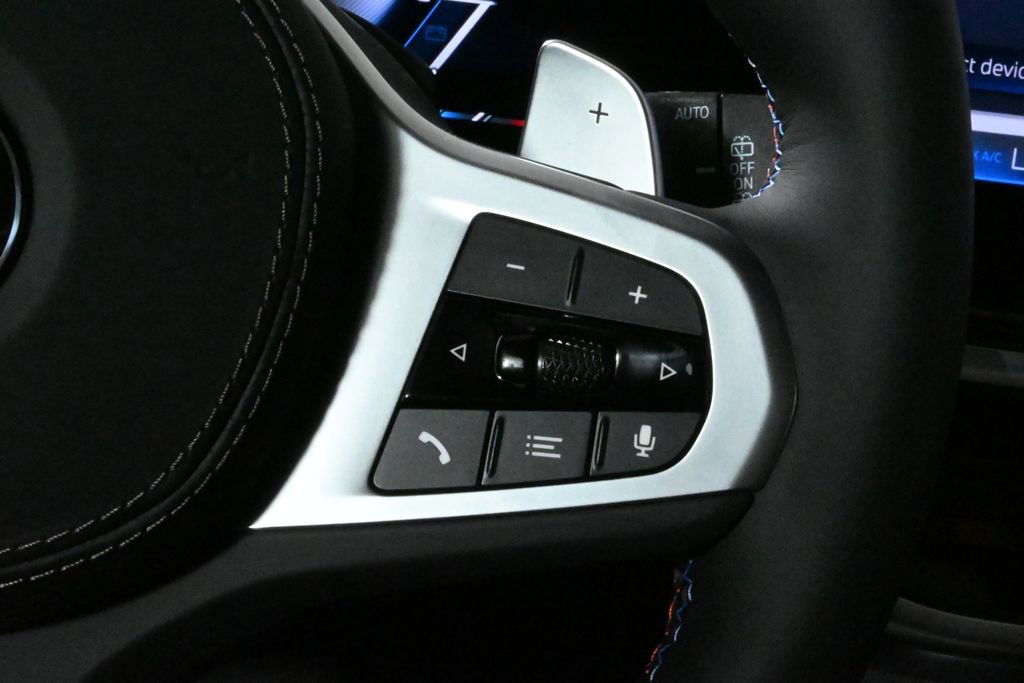 Used 2025 BMW X5 M60i w/ Executive Package image 20