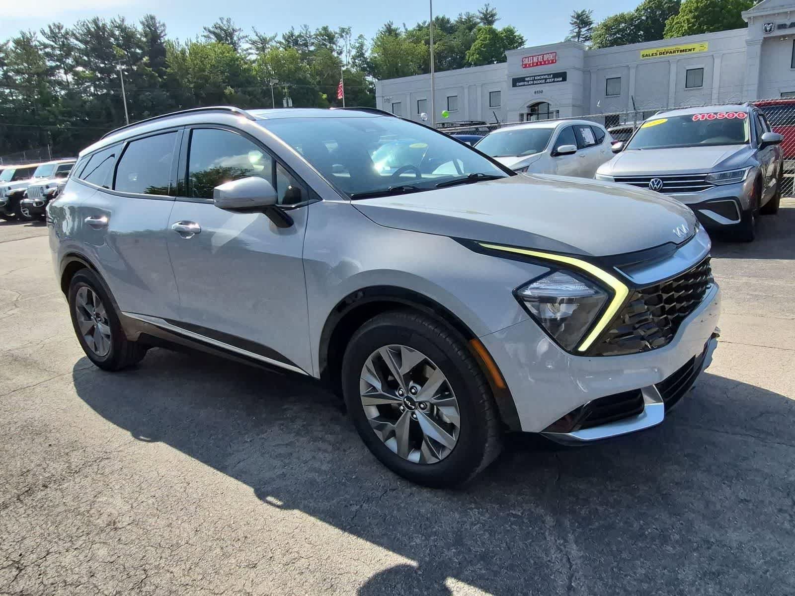 Used 2023 Kia Sportage SX FWD image 2