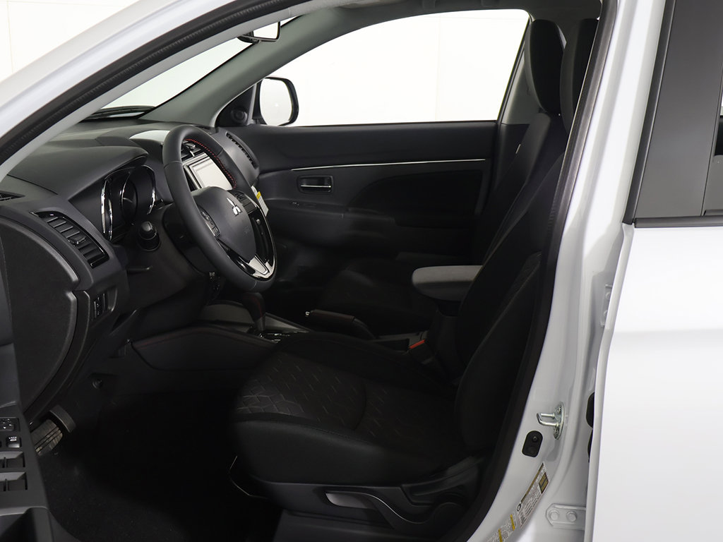 New 2026 Mitsubishi Outlander Sport LE AWD/4WD image 22