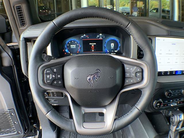 Used 2026 Ford Bronco Outer Banks AWD/4WD image 14