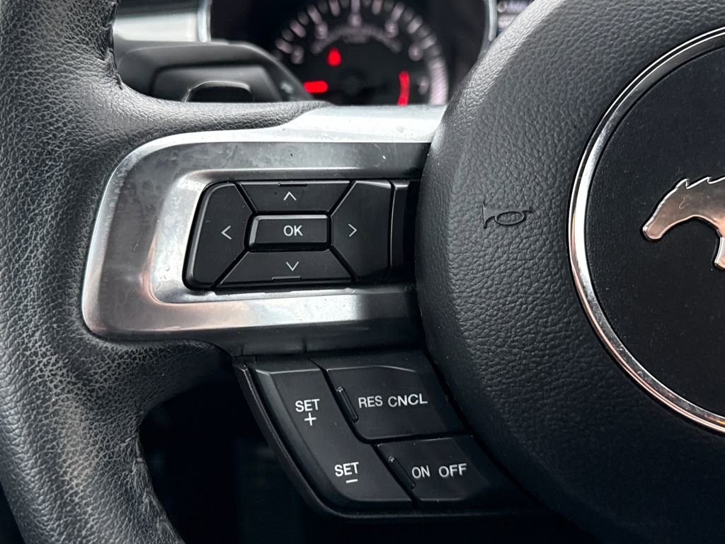 Used 2015 Ford Mustang Premium image 16