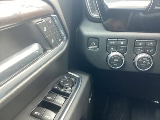 New 2026 GMC Sierra 2500 SLT w/ SLT Premium Package image 32