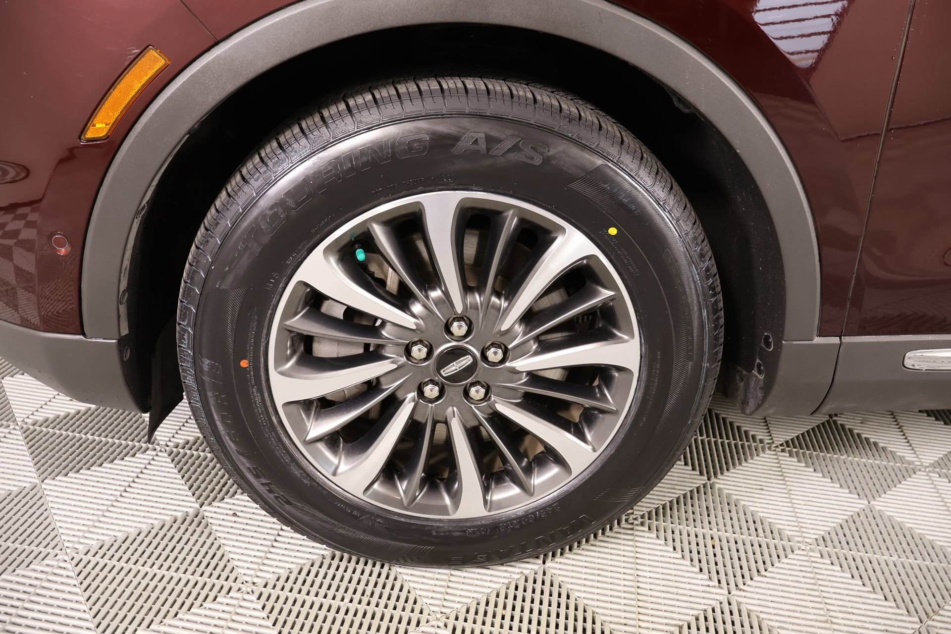 Used 2022 Lincoln Nautilus Reserve image 15