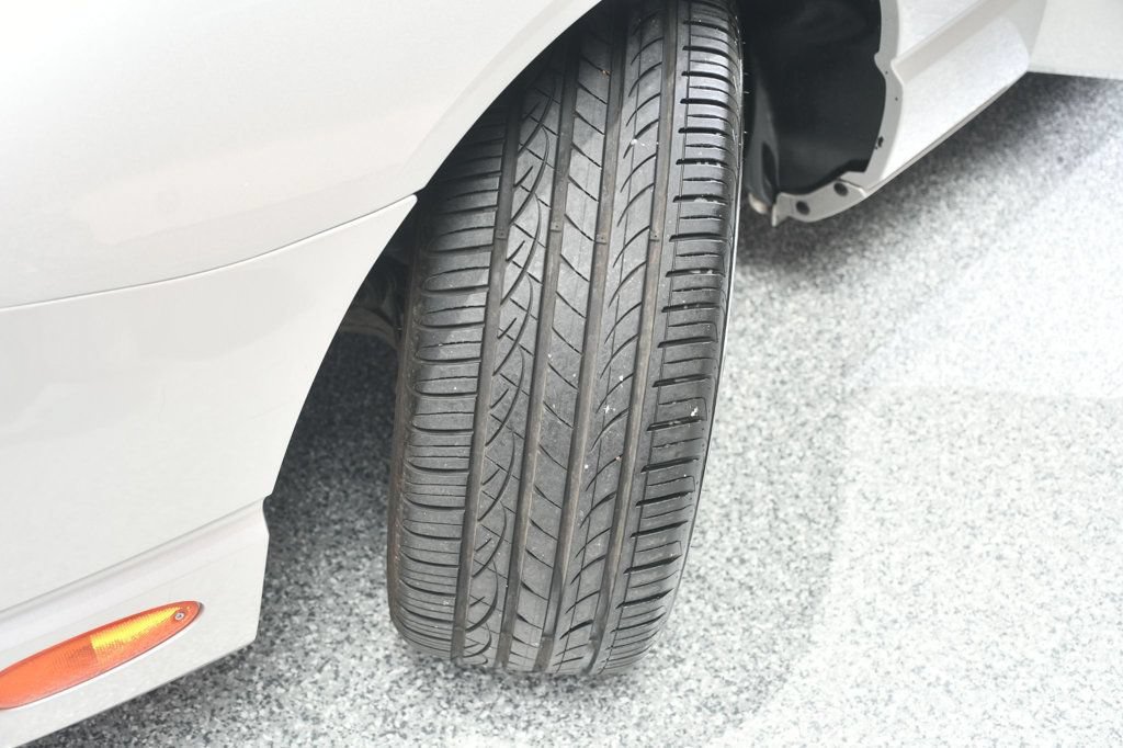 Used 2004 Ford Thunderbird RWD image 61