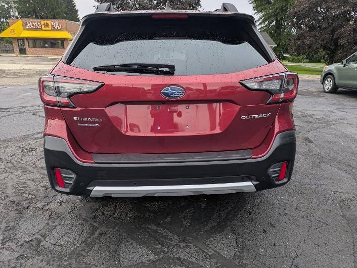 Used 2020 Subaru Outback Limited w/ Popular Package #2 AWD/4WD image 8