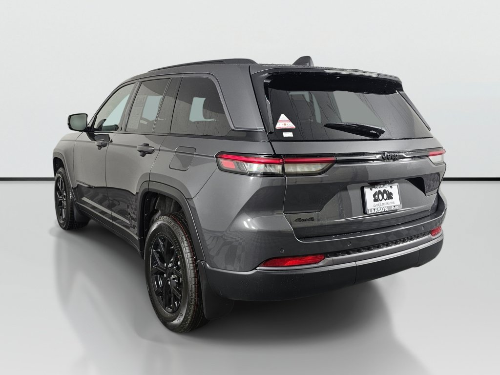 New 2026 Jeep Grand Cherokee Altitude AWD/4WD image 7