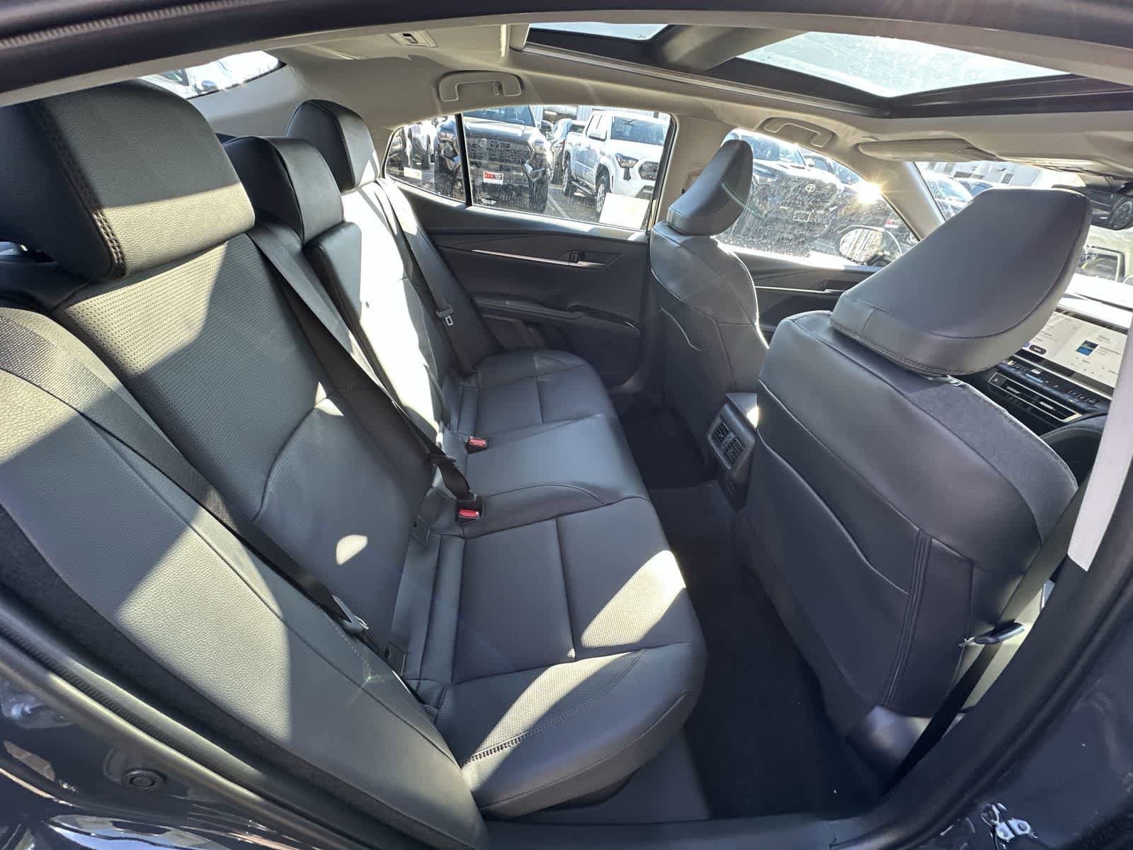 Used 2026 Toyota Camry XLE w/ Premium Package AWD/4WD image 42