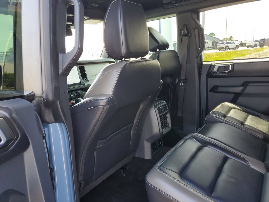 Certified 2025 Ford Bronco Outer Banks AWD/4WD image 39