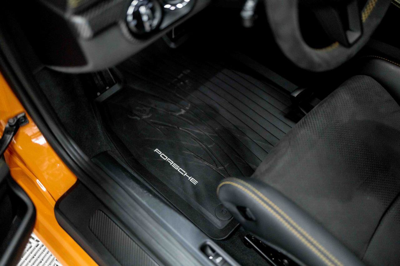 Used 2025 Porsche 718 Cayman GT4 RS image 49