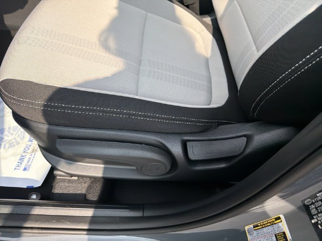 New 2026 Hyundai Venue SEL FWD image 36