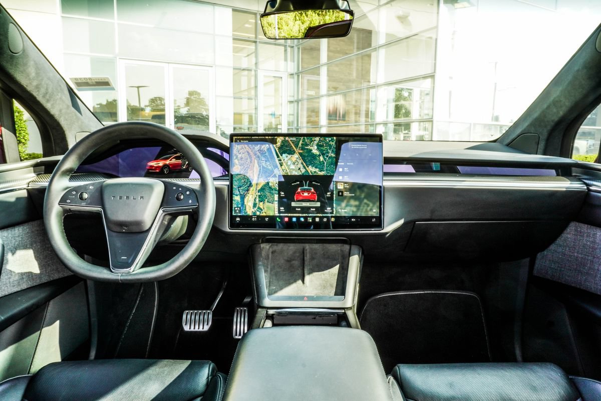 Used 2022 Tesla Model X Plaid AWD/4WD image 5